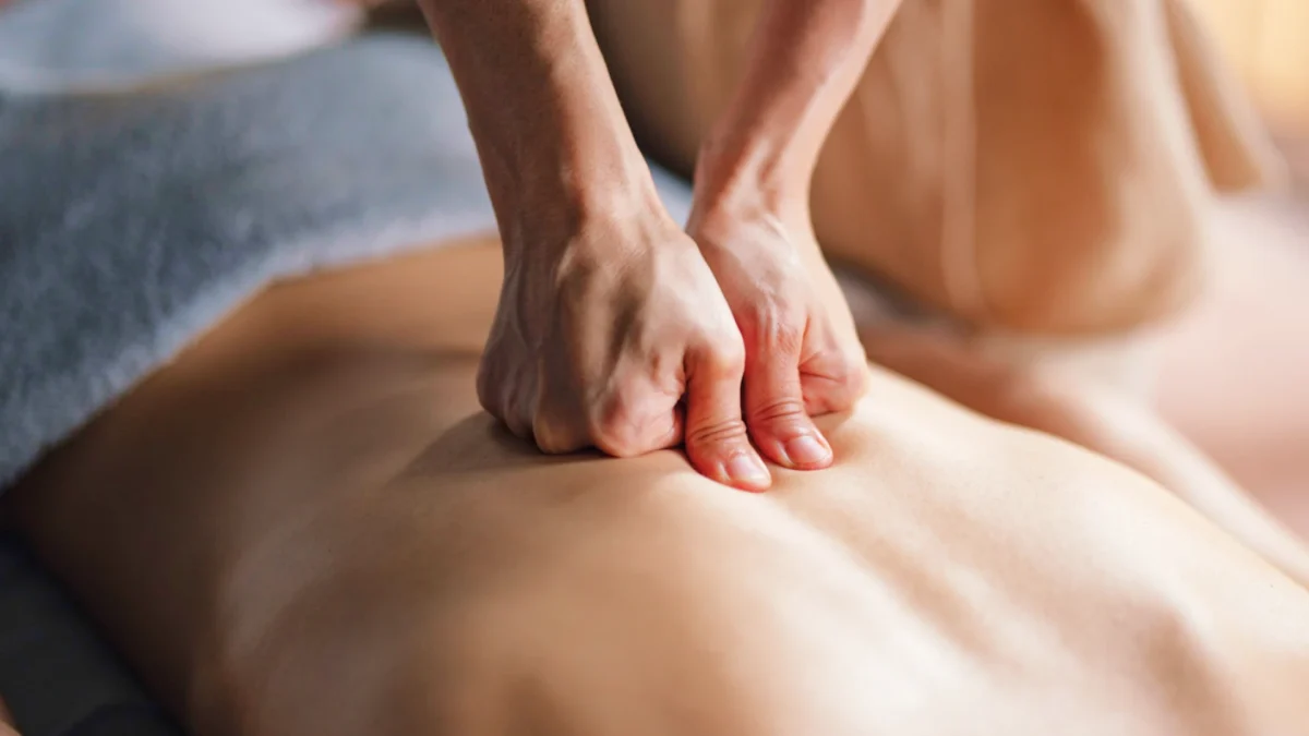 Massaggio Decontratturante