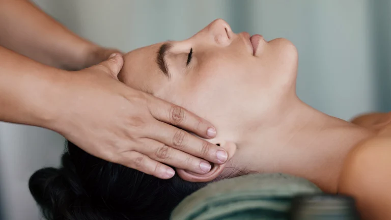 Head Massage Indiano (Champissage)